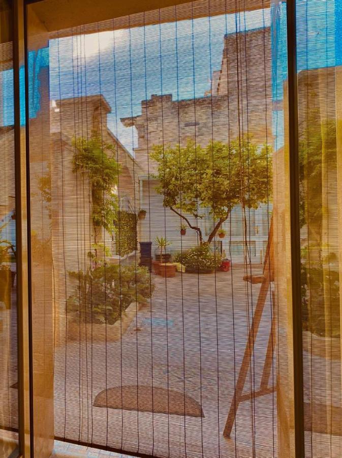 Bed&Go -Valigia Hotel เลชเช ภายนอก รูปภาพ