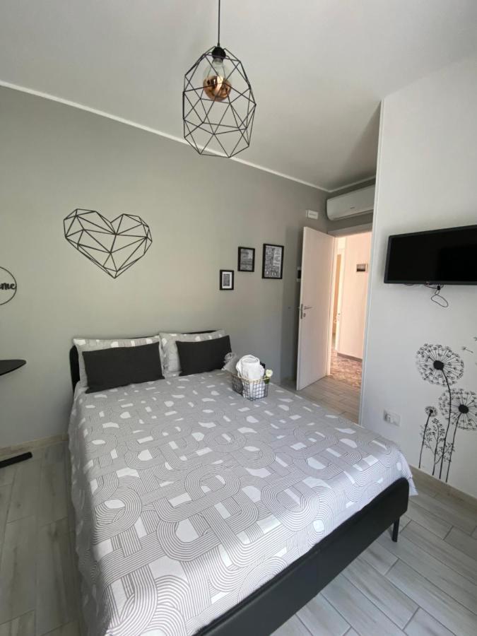 Bed&Go -Valigia Hotel เลชเช ภายนอก รูปภาพ